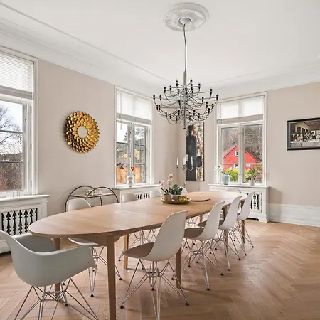 New Listing! Unique In Villa *