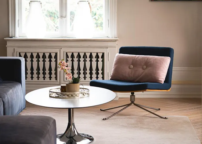 New Listing! Unique In Вилла Берген